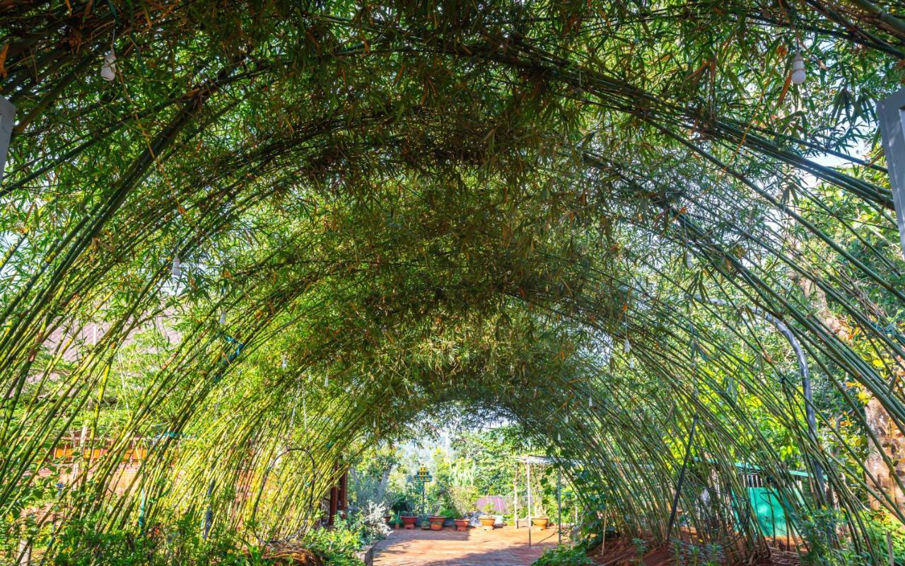 Phuong Nam Gia Trang Farmstay Gia Nghĩa エクステリア 写真